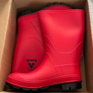Kamik red rain boots, kid size 3, new with tags. Stomp red rouge.